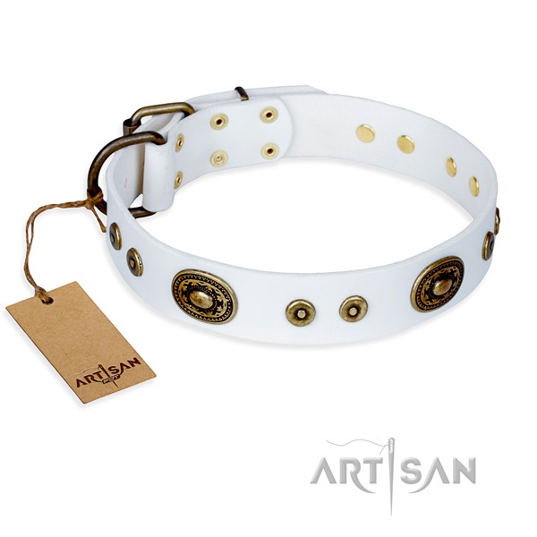 Leather dog collar made of reliable material with durable D-ring