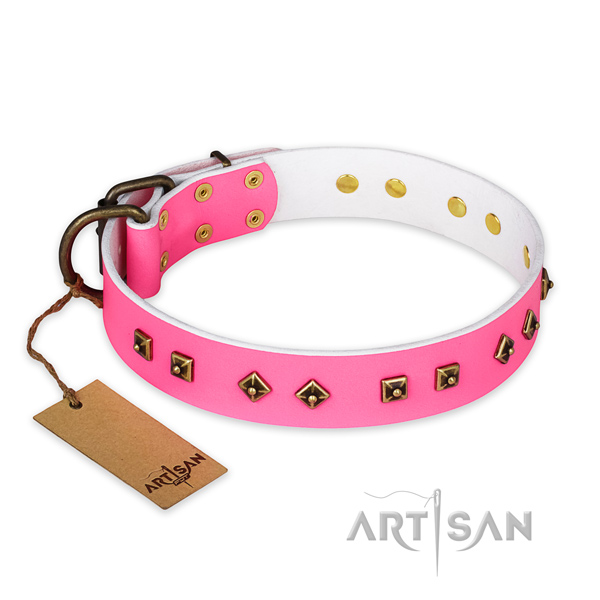 Handmade full grain leather dog collar with rust-proof traditional buckle