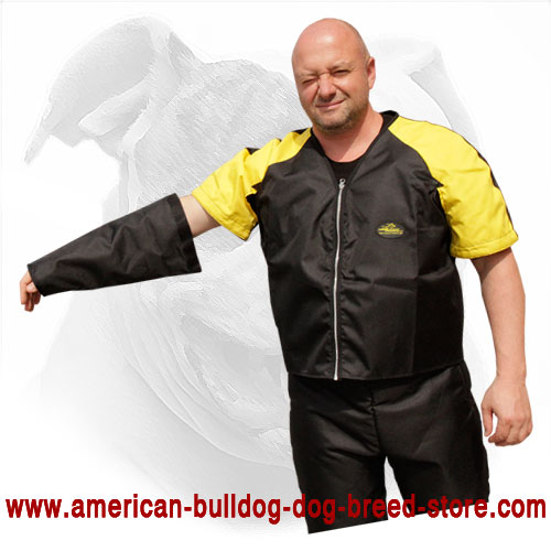 Nylon Scratch Jacket for American Bulldog Training