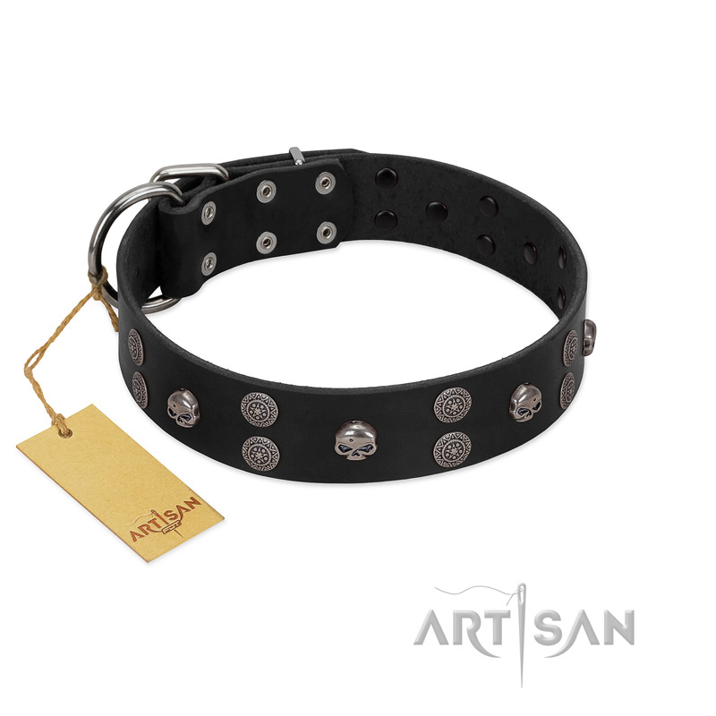 "Skull Art" Designer Handmade FDT Artisan Black Leather American Bulldog Collar with Skulls